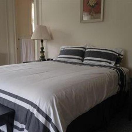 The George Montclair Hotel Buitenkant foto
