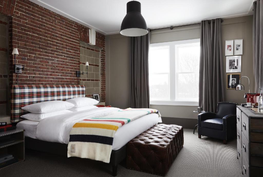 The George Montclair Hotel Buitenkant foto